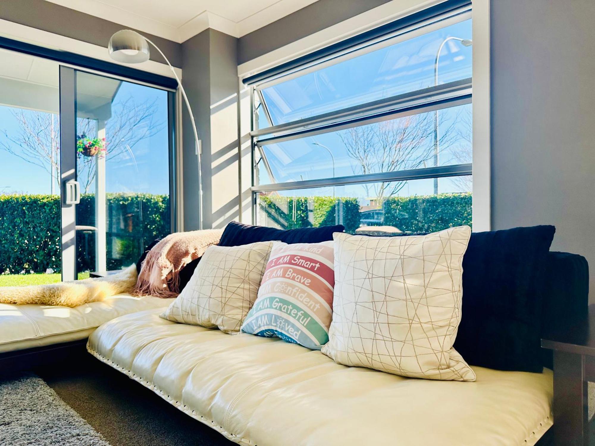 Summer Holiday 4 Bedrooms House In Hamilton With Pool And Spa Eksteriør billede